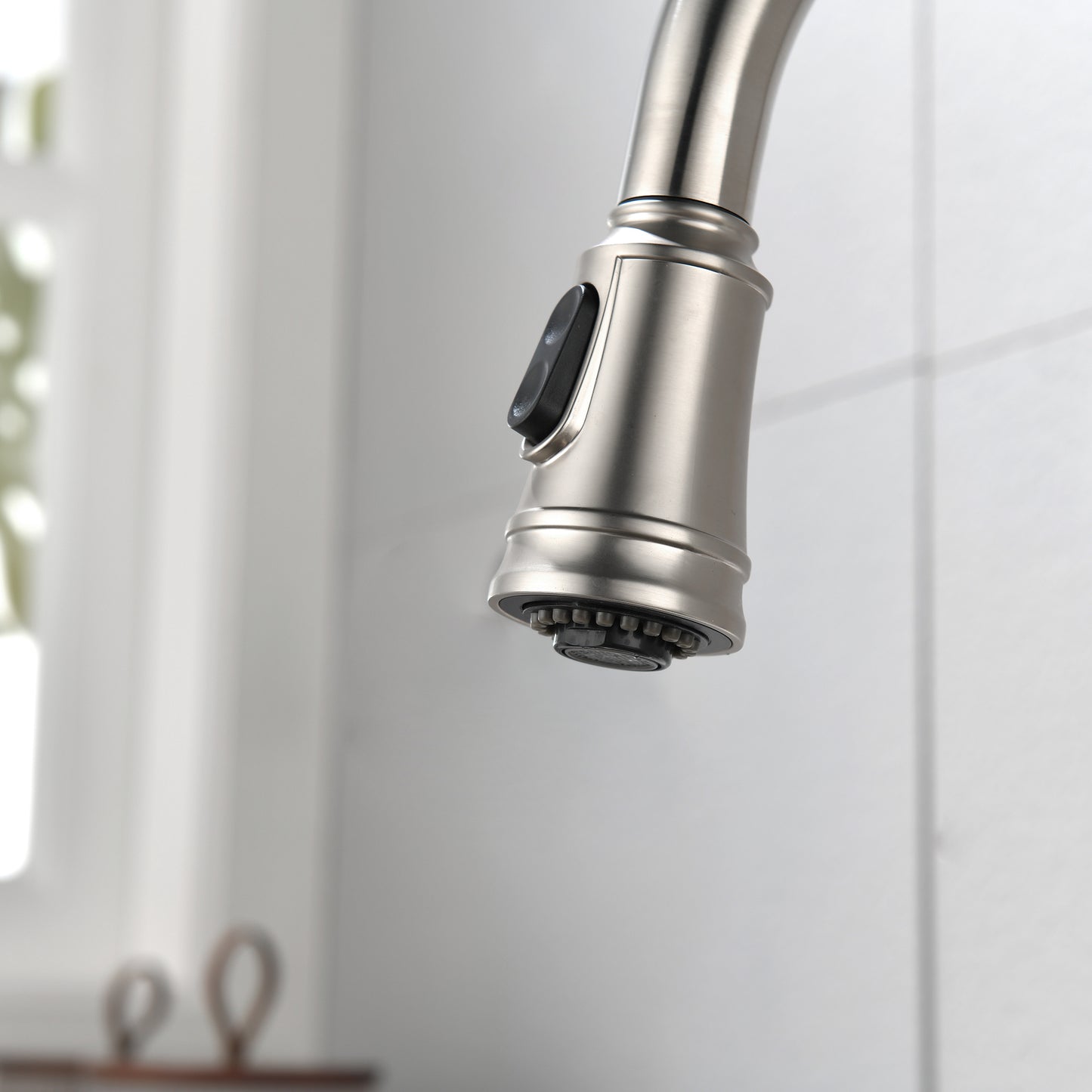 Single Handle High Pull Out Kitchen Faucet, Single-stage Stainless Steel Kitchen Sink Faucet, With Pull Down Spray