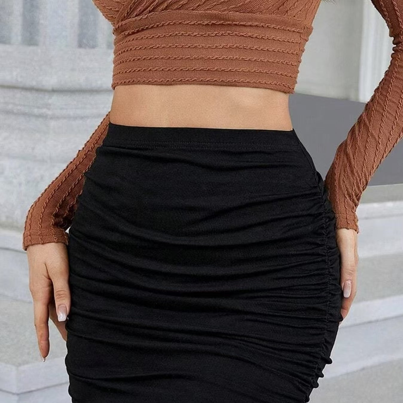 Women's Solid Color Tight Pleated Skirt Sexy Short Skirt