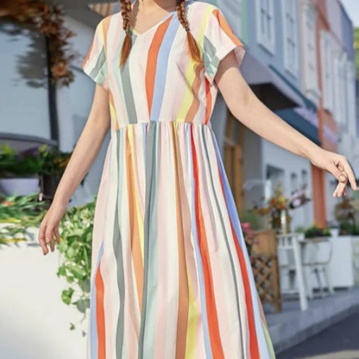 Ladies' Fashionable New Striped Short Sleeved V-neck Dress, Casual Vacation Long Dress
