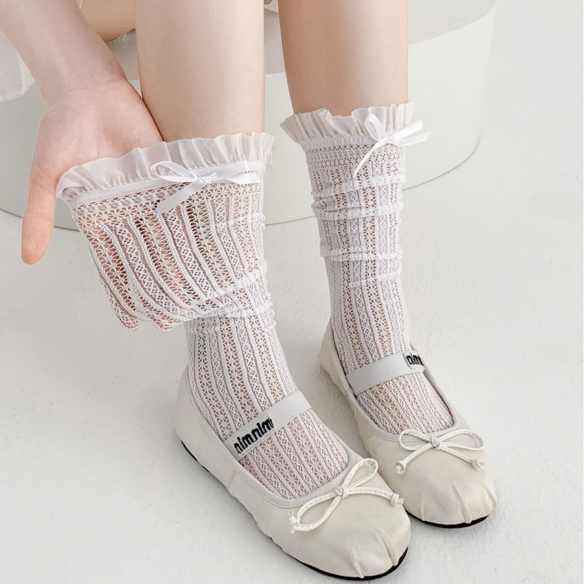 Lolita Bow Lace Calf Hollow Out Mid-calf Length Loose Socks