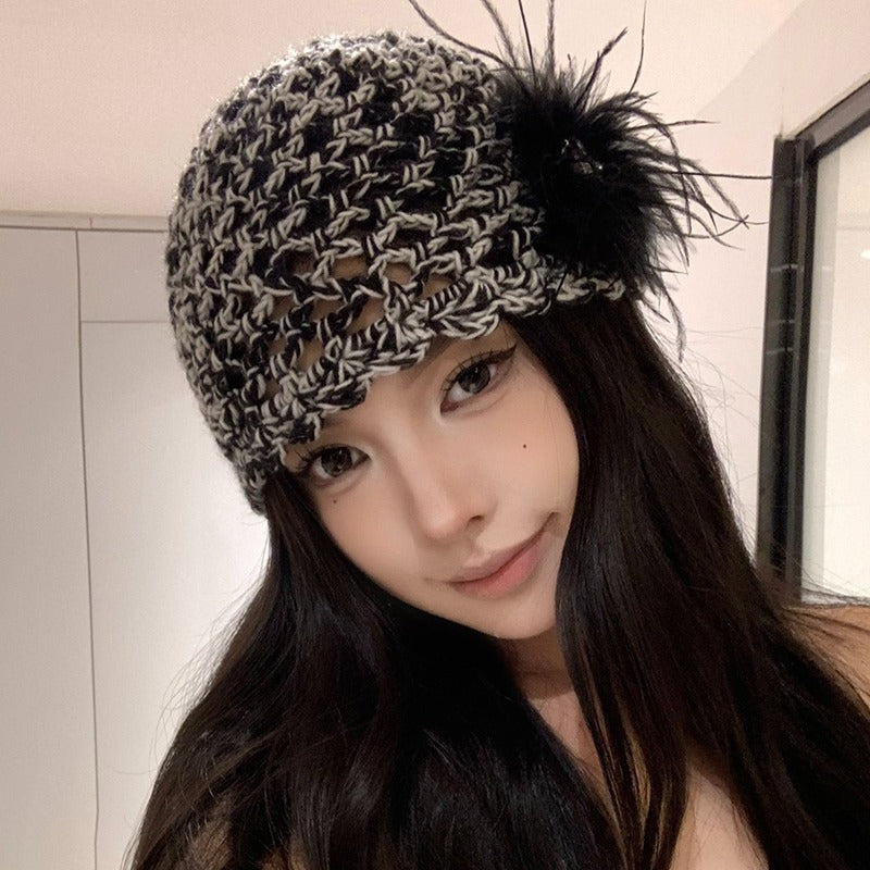French Retro Black Feather Hand-woven Knitted Hat