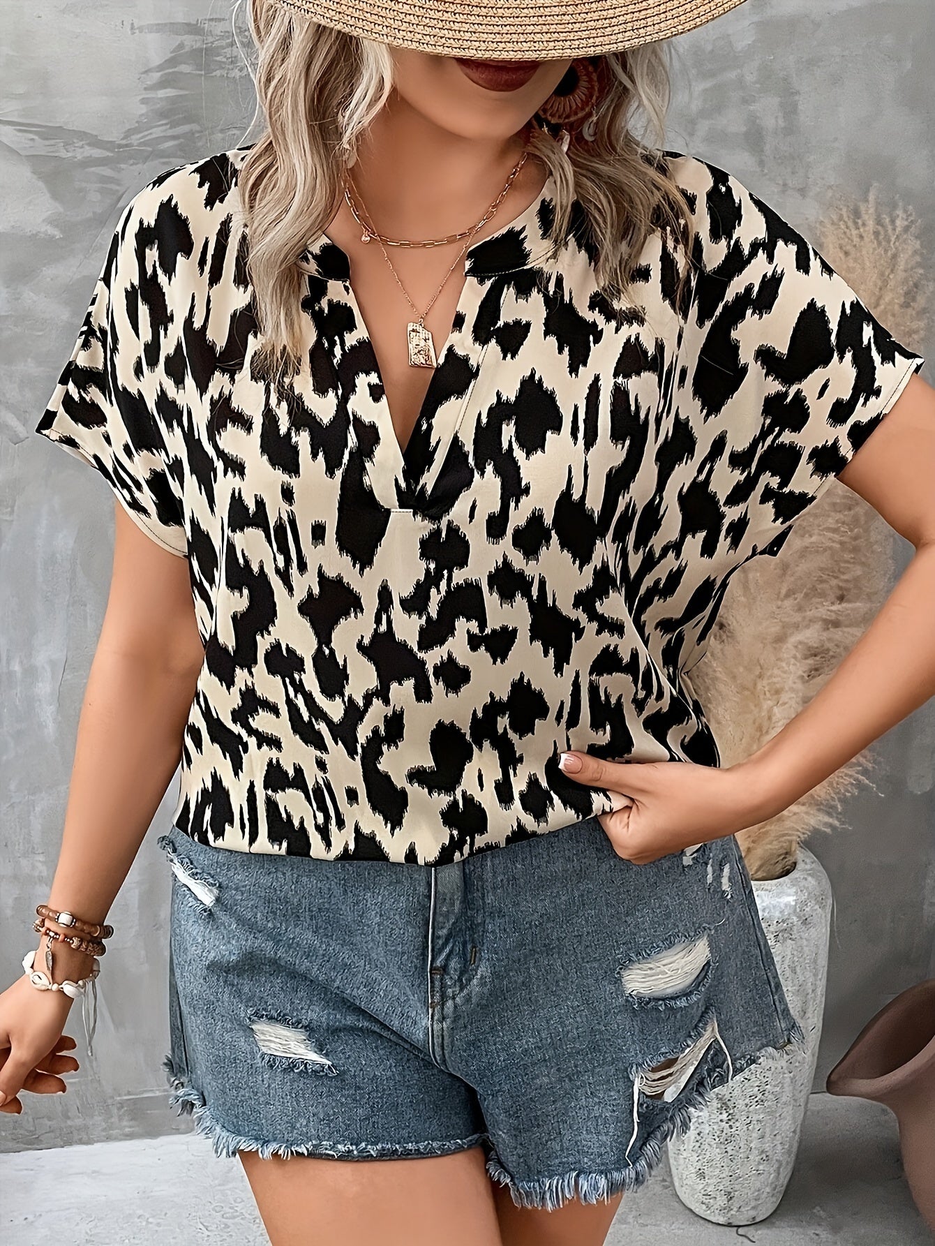 Women's Plus Size Printed Blouse - Summer Casual V-Neck Top For Work & Outings