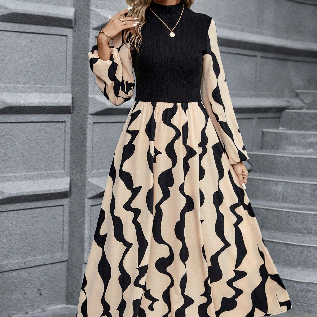 Ladies' Spring And Autumn New Long Sleeve Stripe Printed Elegant Style Dress