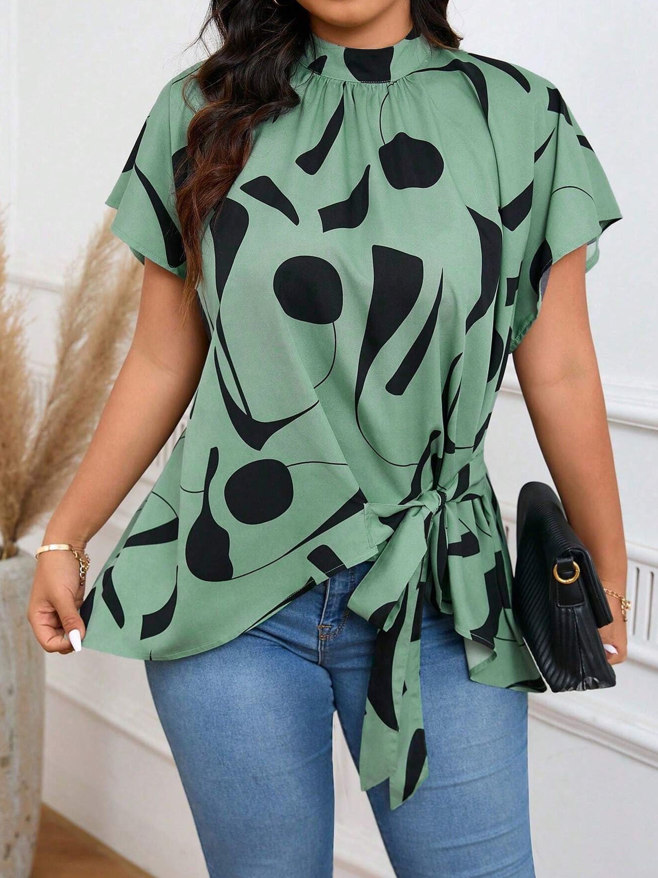 Plus-size Irregular Print Blouse For Women - Elegant Short-sleeve Work Top For Summer