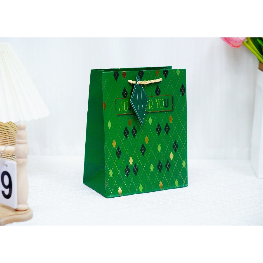 12-pack Beautiful Large Capacity Gift Bags With Handles, Reusable And Stylish, Multi-purpose Color Mix For Gift Wrapping