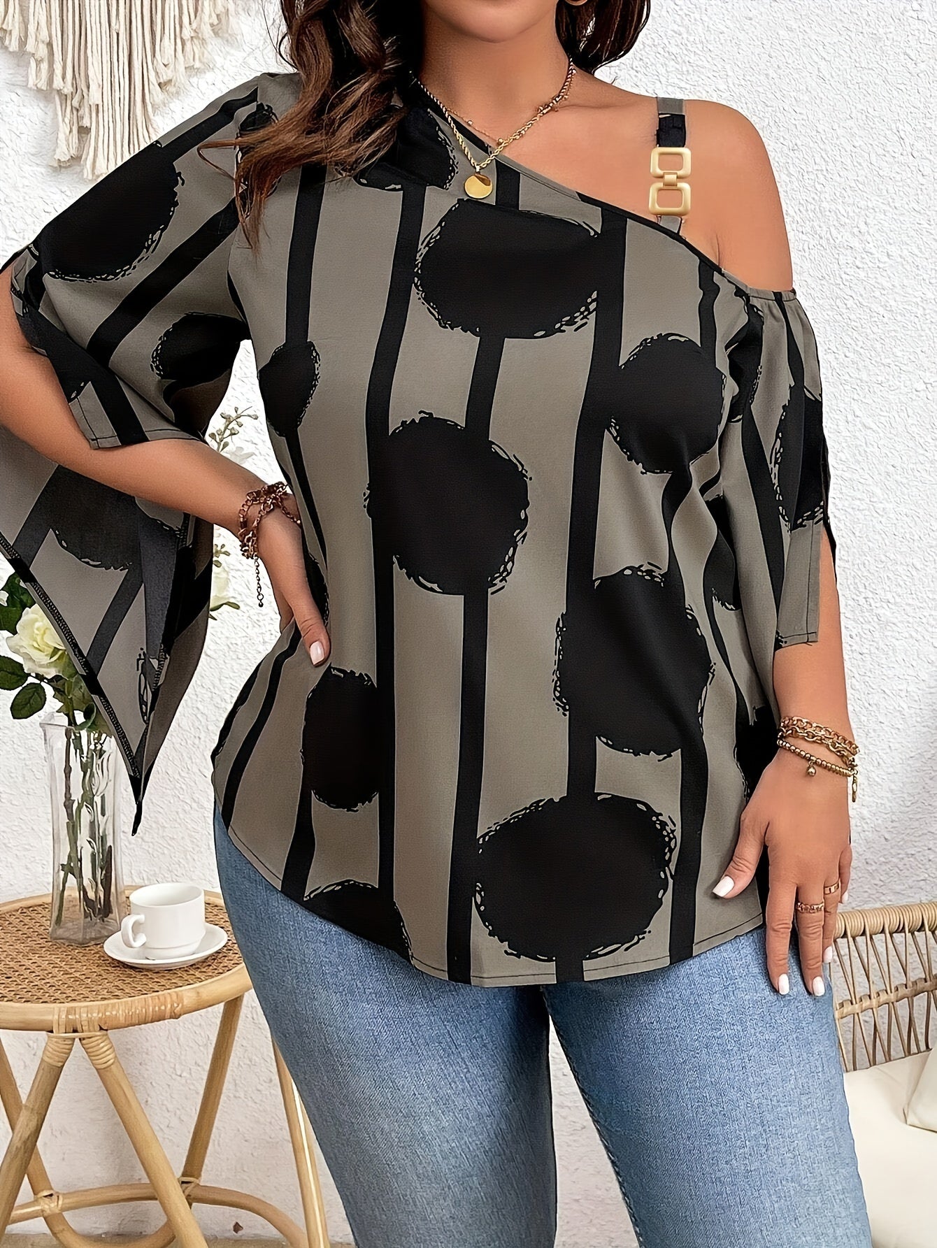 Women's Plus Size Printed Fashion Off-the-Shoulder Charming Chain Three-quarter Sleeve Blouse - Casual Top