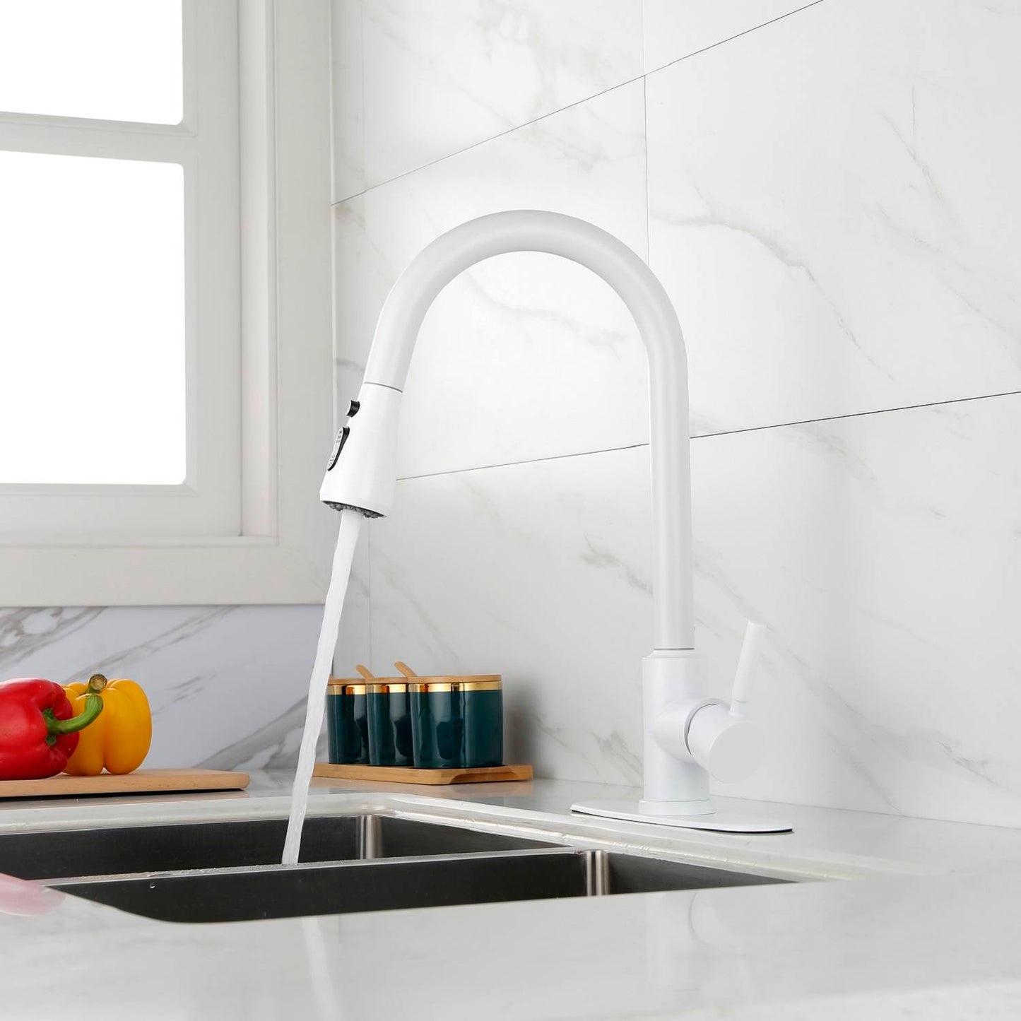 Kitchen Faucet With Pull Out Spraye