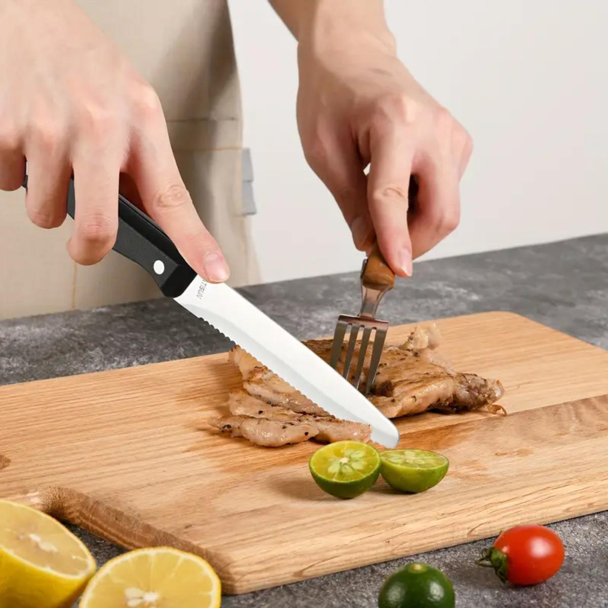 12-piece Set Of Serrated POM Triple Rivet Handle Steak Knives, Dishwasher Safe, Suitable For Home Parties And Restaurants
