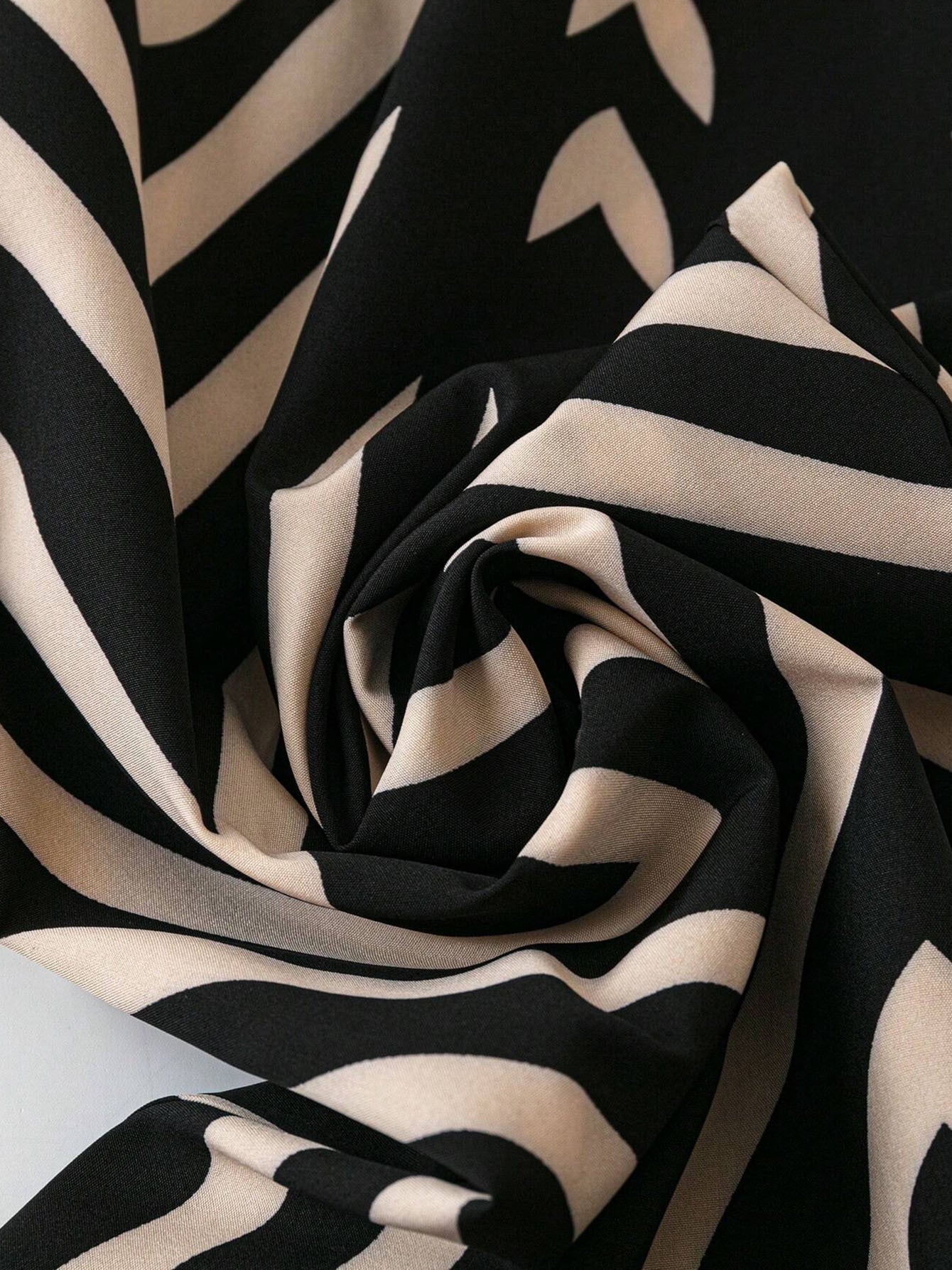 Women's Plus Size Printed Wide-Leg Pants - Summer Office Casual Black Trousers With Belt