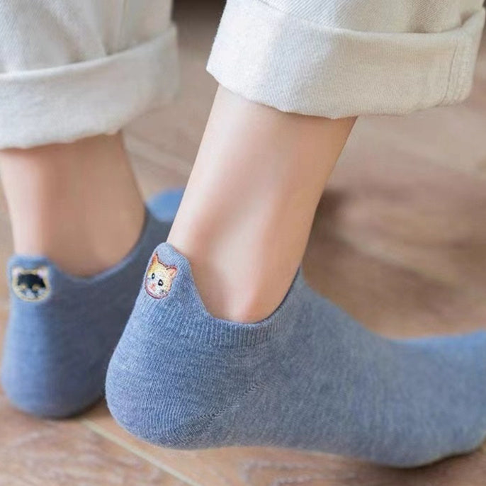 Spring Mesh Breathable Heel Embroidered Cat Women's Boat Socks