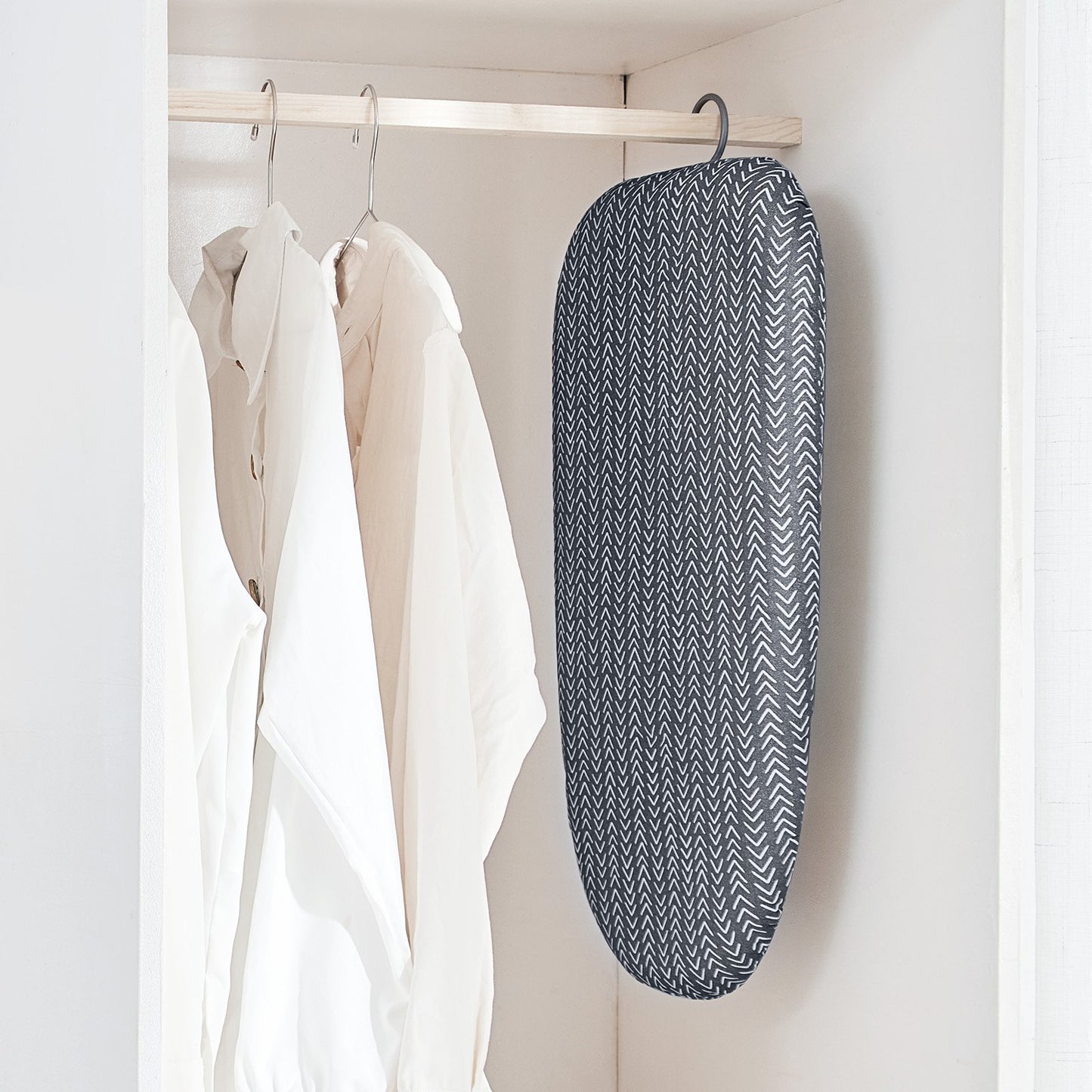 VEVOR Tabletop Ironing Board 23.4 X 14.4, Small Iron Board With Heat Resistant Cover And  Cotton Cover, Mini Ironing Board With 7mm Thickened Needle Cotton Layer For Small Spaces, Travel Use