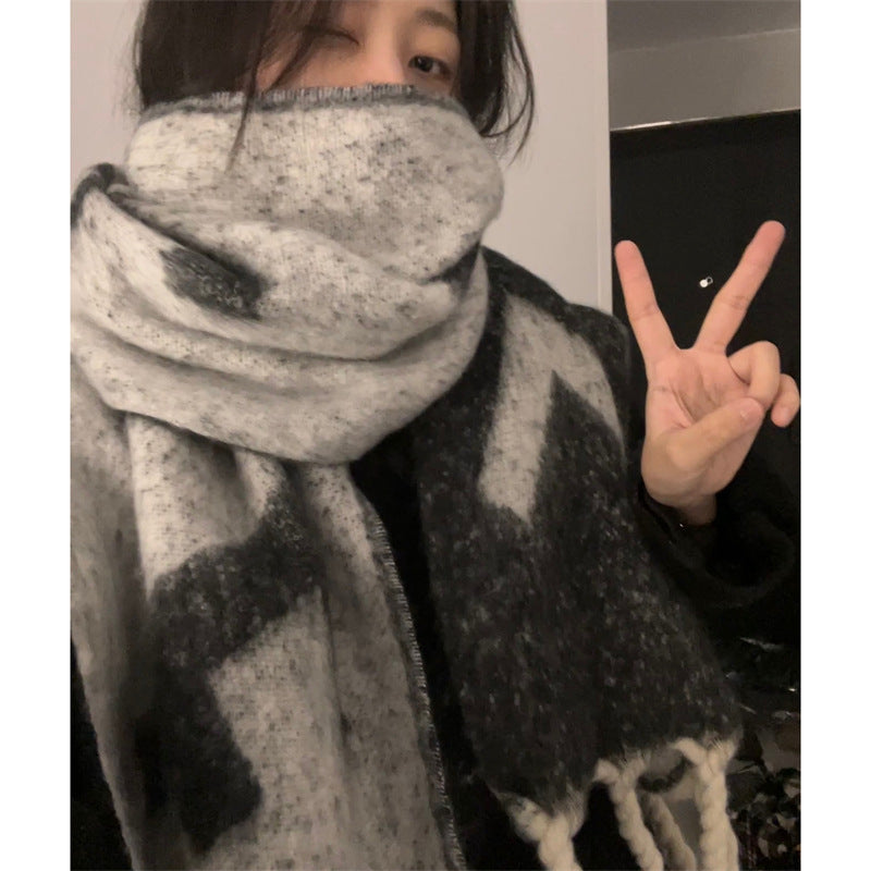 Senior Sense Korean Version Of Everything Warm Shawl Bib Dual-use Thick Scarf