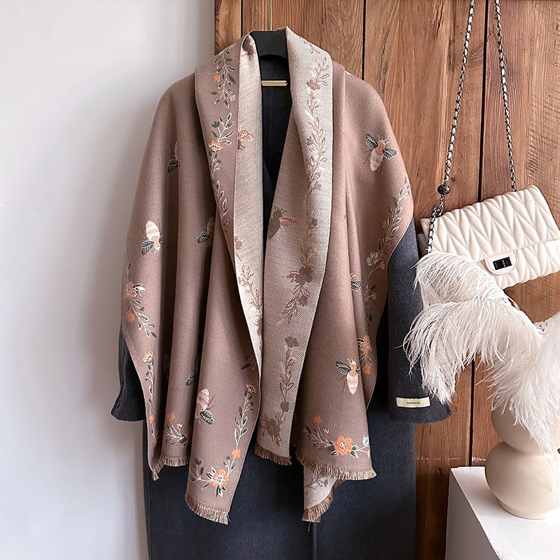 New High-grade Retro Cashmere Knitted Women's Autumn And Winter Warm Warm Shawl