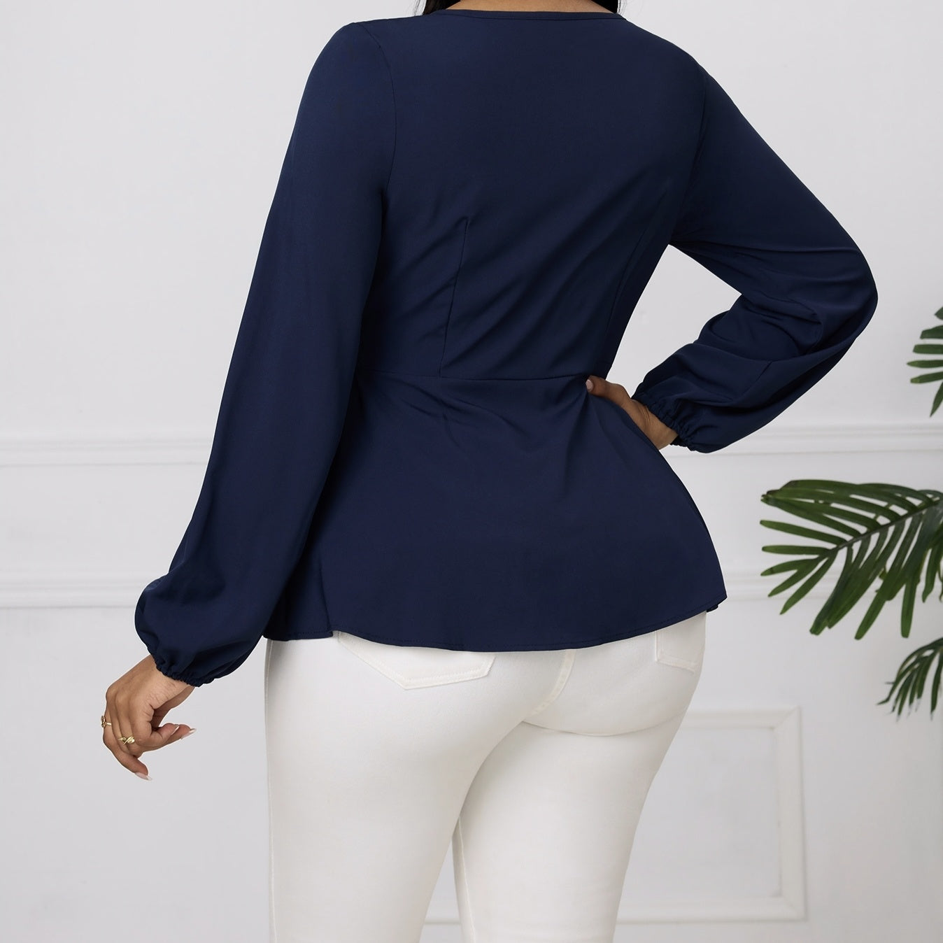 Women's Solid Color Round Neck Side Cinched Waist Tied Shirt Top