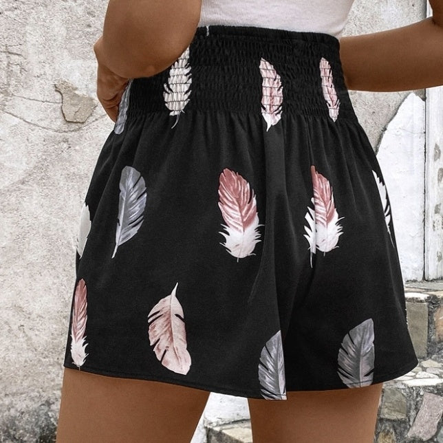 Ladies' Fashionable And Elegant Casual Vacation Feather Print Elastic Waist Shorts