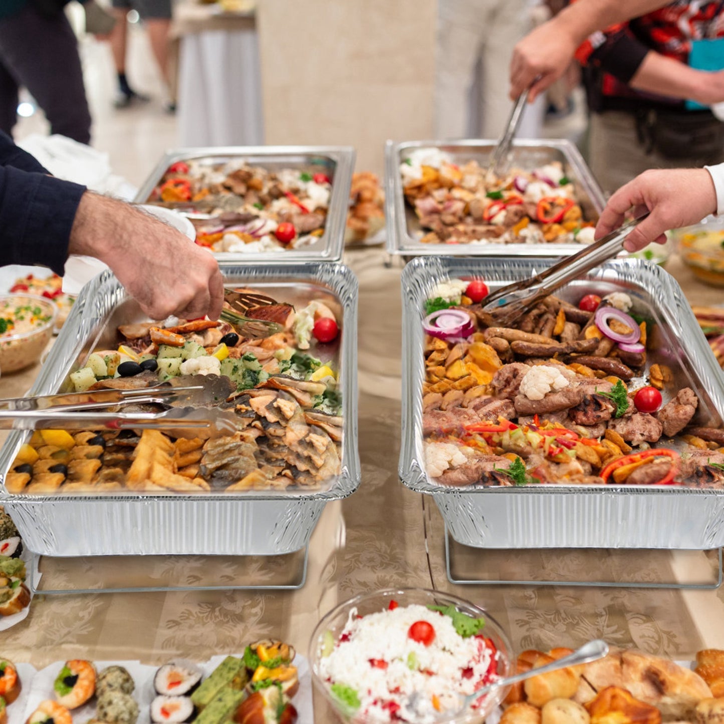 42Pcs Serve 6 Guests Disposable Chafing Dish Buffet Set Chafing Servers With Covers Spoons Forks Tongs Full-Size Pans Food Warmers For Parties Events Catering Supplies With Utensils And Lids