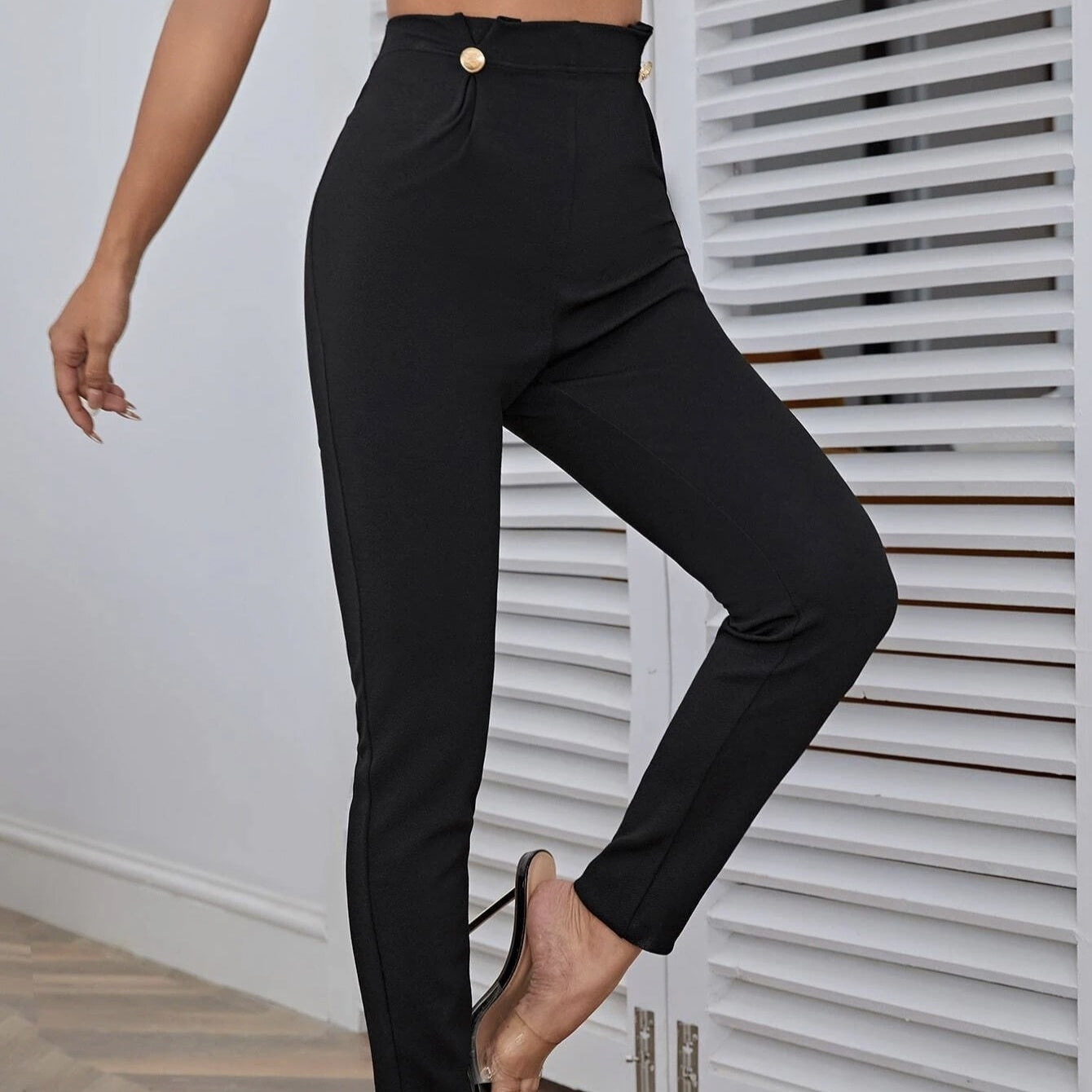 Women's Solid Color Tight Pants With Buttons And Pleated Details At The Waist, Versatile Casual Pants
