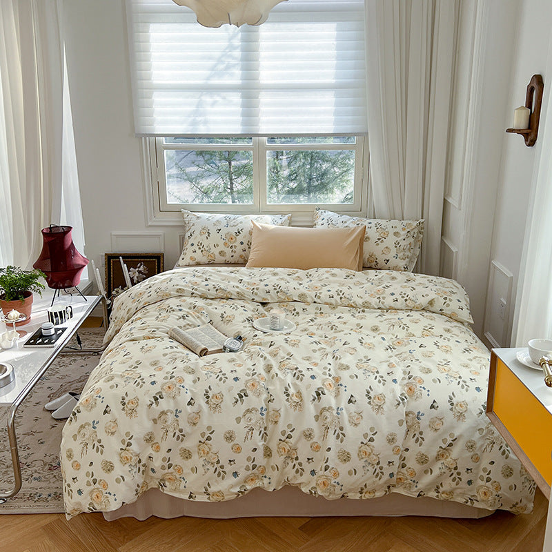 Three Or Four Piece Set Of Small Floral Bed