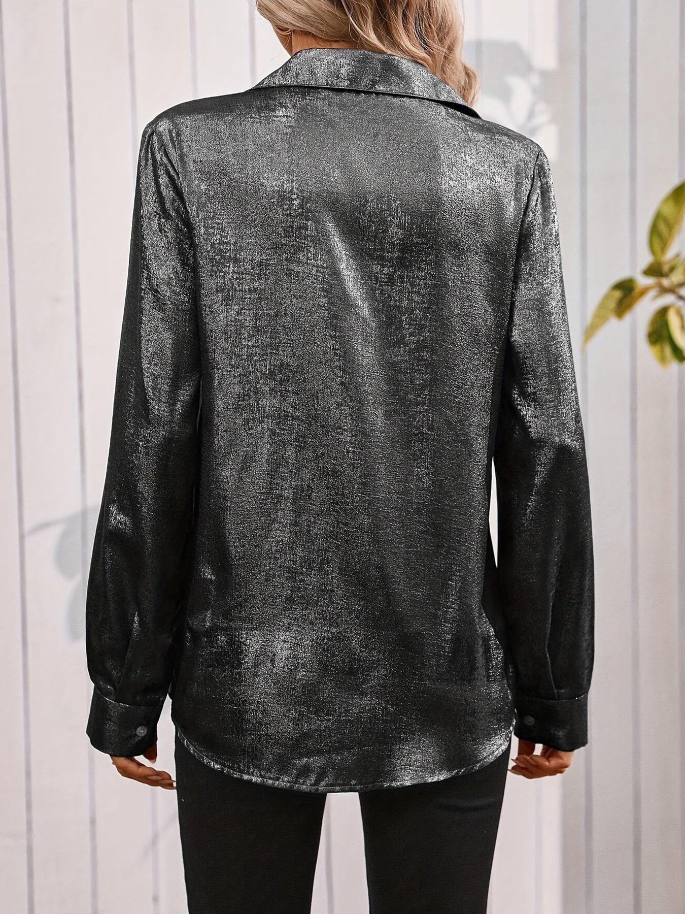 Satin Minimalist Long Sleeved V-Neck Button Pocket Daily Shirt - Women's Casual Top