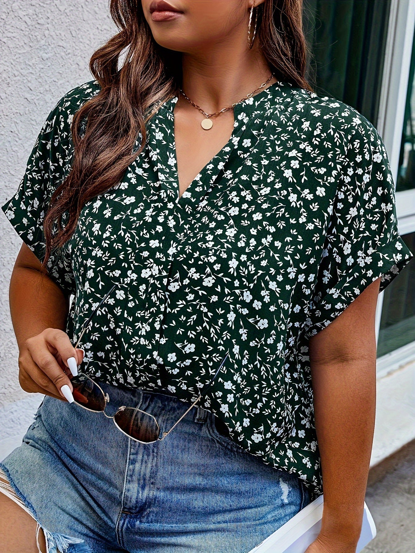 Women's Plus Size Printed Shirt - Summer Casual V-Neck Batwing Sleeve Top For Outings