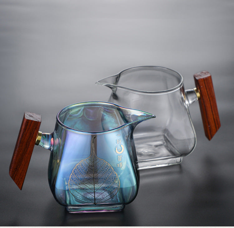 Japanese-style Wooden Handle Glass Fair Cup Transparent Shell Color Bodhi Tea Dispenser
