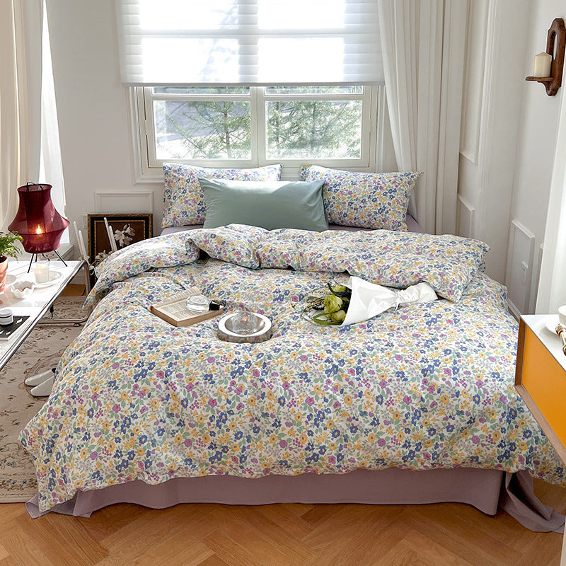 Three Or Four Piece Set Of Small Floral Bed