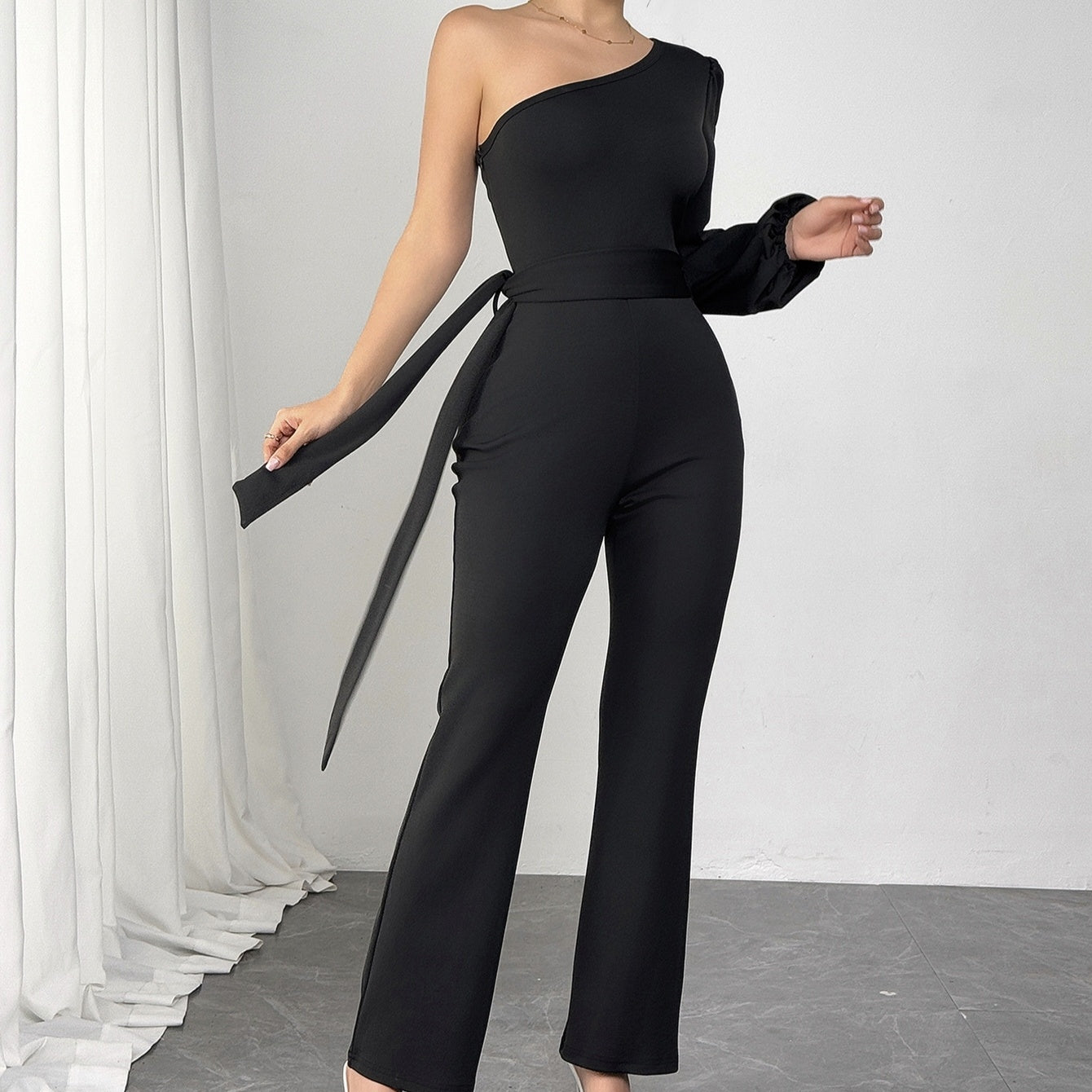 Ladies' Fashionable And Elegant Single Shoulder Design Slimming Jumpsuit