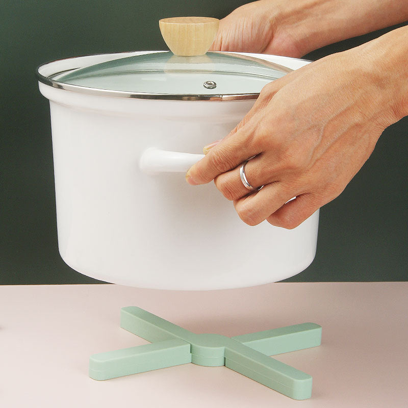 3 Pack Non-Slip Thick Foldable Silicone Trivets, Heat-Resistant Folding Pad, Eco Expanding Silicone Pot Holder, Hot Pad With Collapsible Cross Design Save Much Space Silicone Heat Resistant Pad