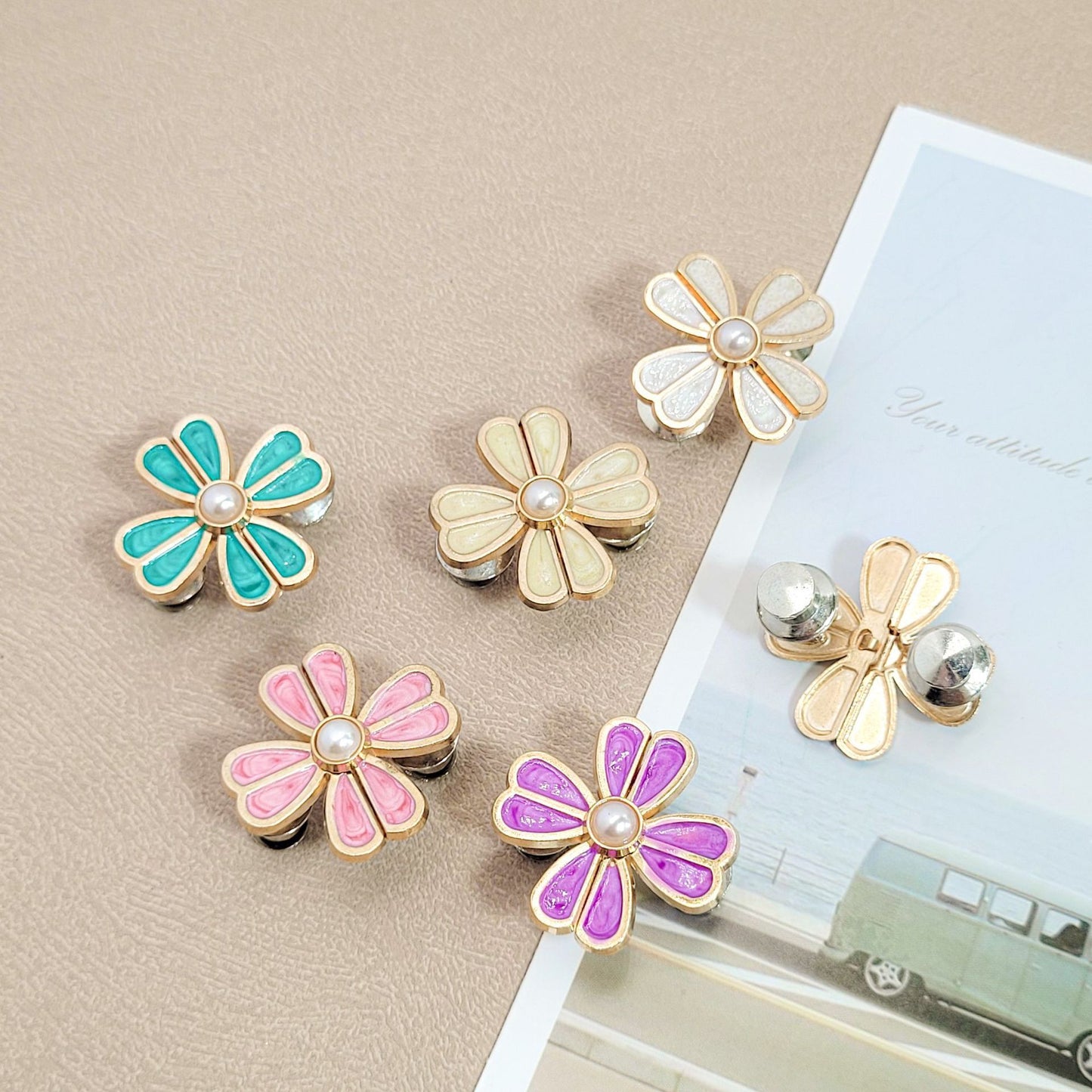 Waist Of Trousers Waist Tightening Big Change Small Detachable Nail-free Adjustment A Pair Of Buckles