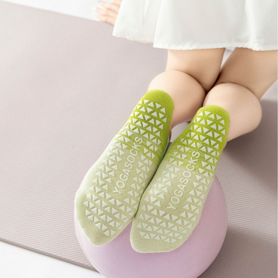 Thin Gradient Yoga Non-slip Breathable Sports Workout Socks