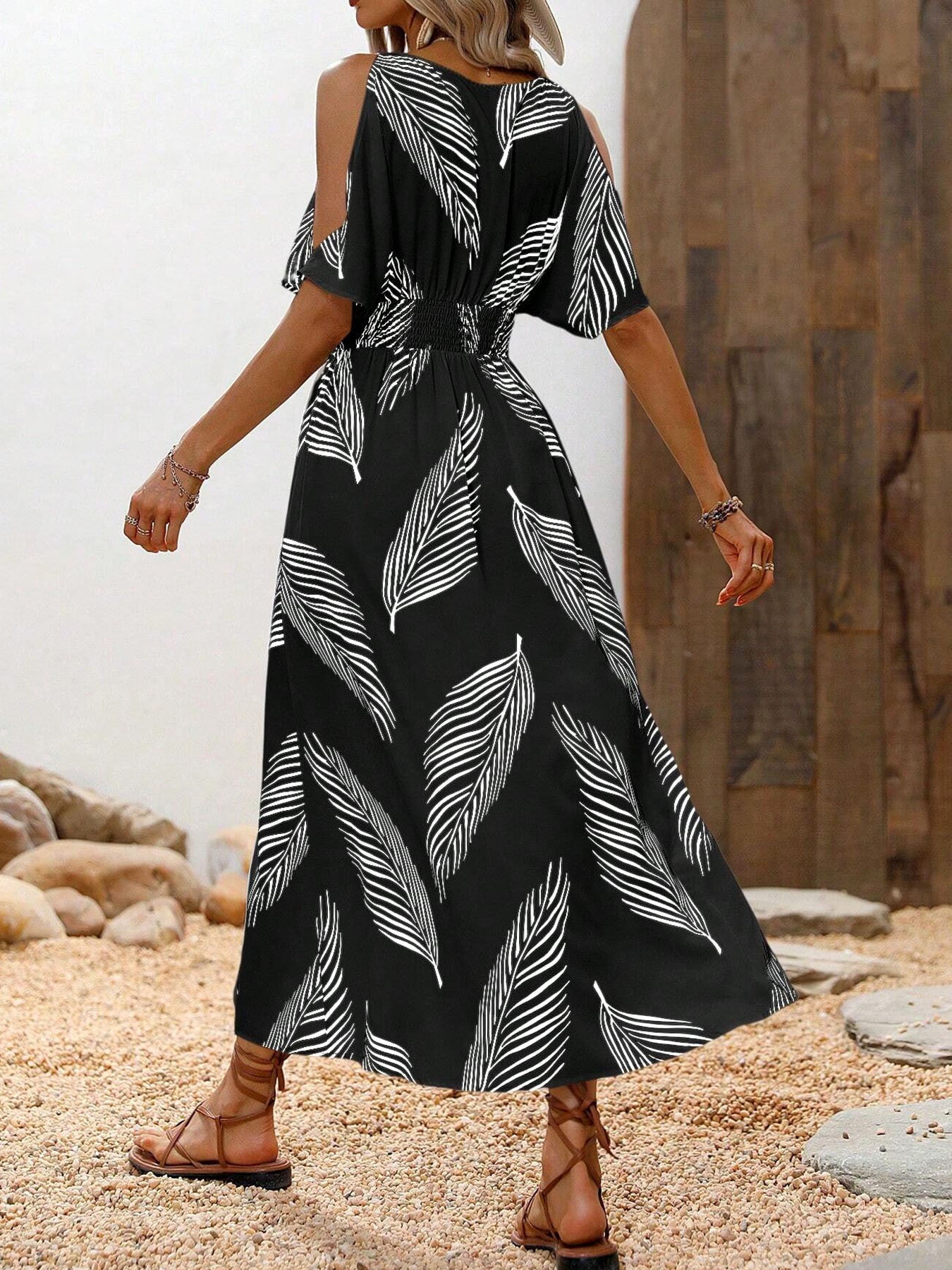 Women's Summer Sexy Cross V-neck Printed Off-the-Shoulder Dress - Elegant Waist-Defined Evening Maxi Dress