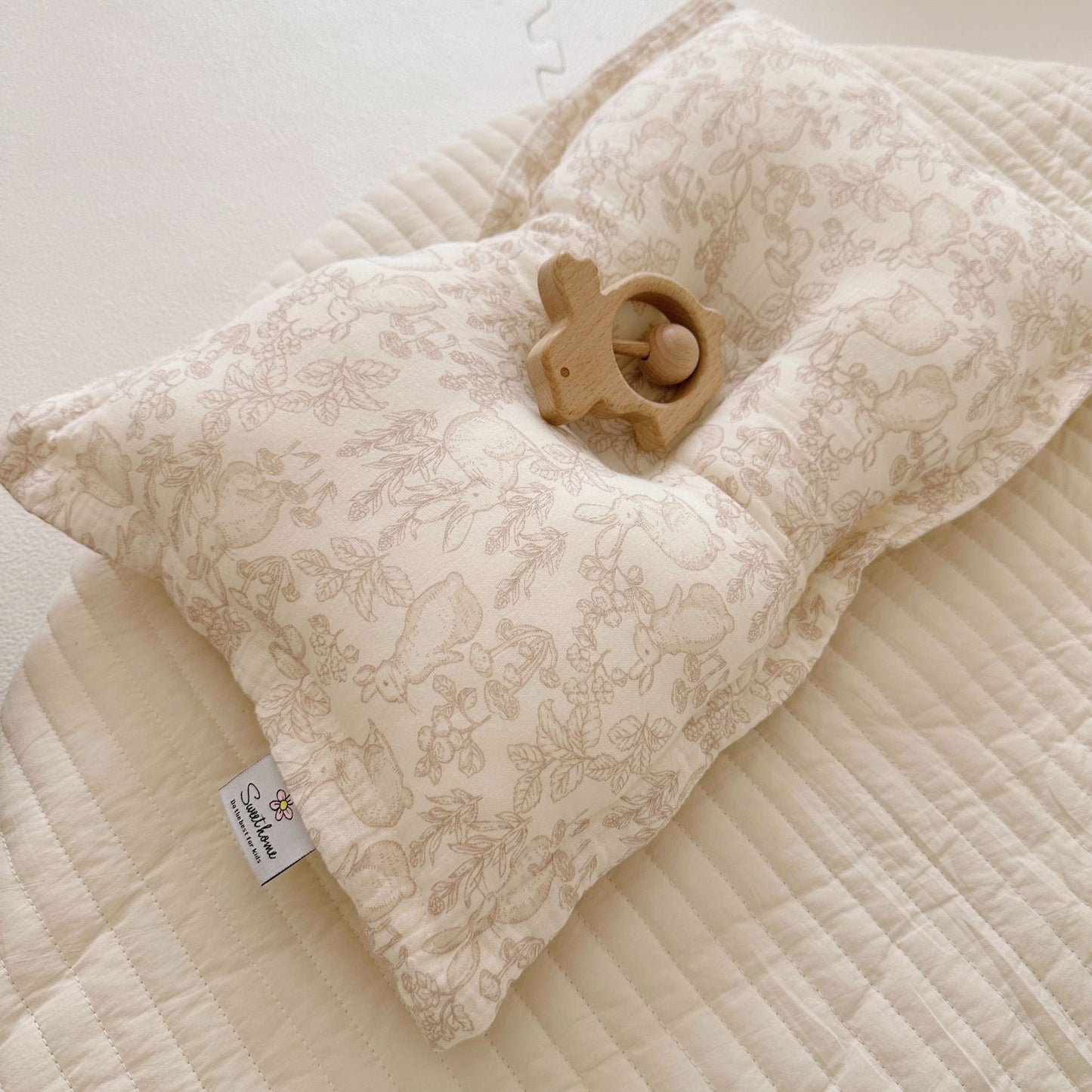 Ins Style Cute Pillow Breathable Shaping
