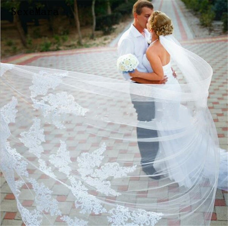 Women's Elegant And Simple Lace White Veil