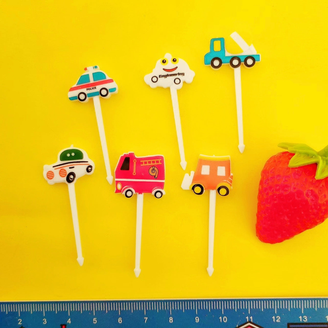Animal Farm Cute Mini Children's Fruit Fork Creative Plastic Lunch Box Decoration