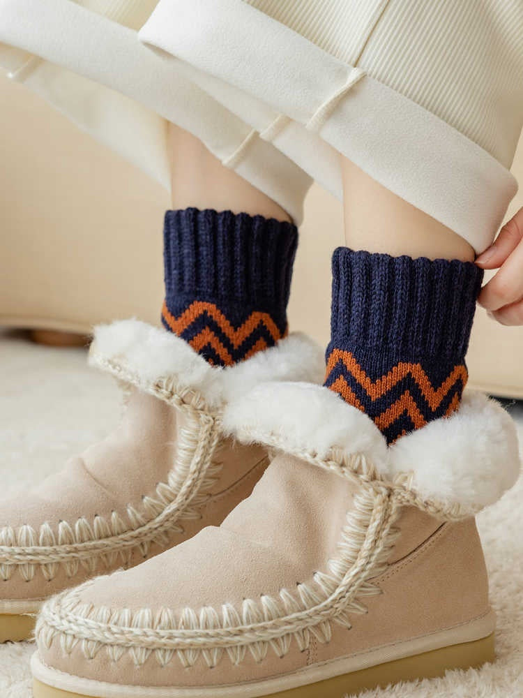 Winter Mid-calf Plus Velvet Thickened Wool Home Socks