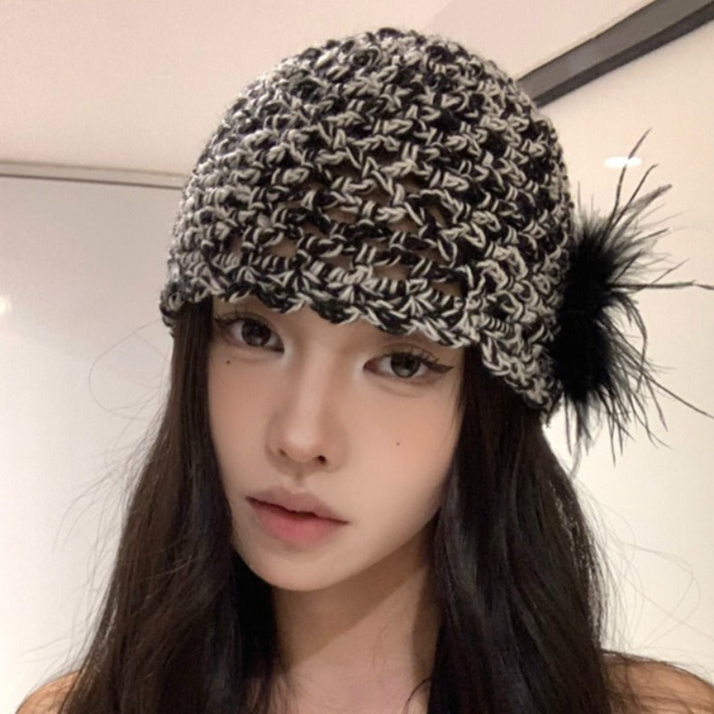 French Retro Black Feather Hand-woven Knitted Hat