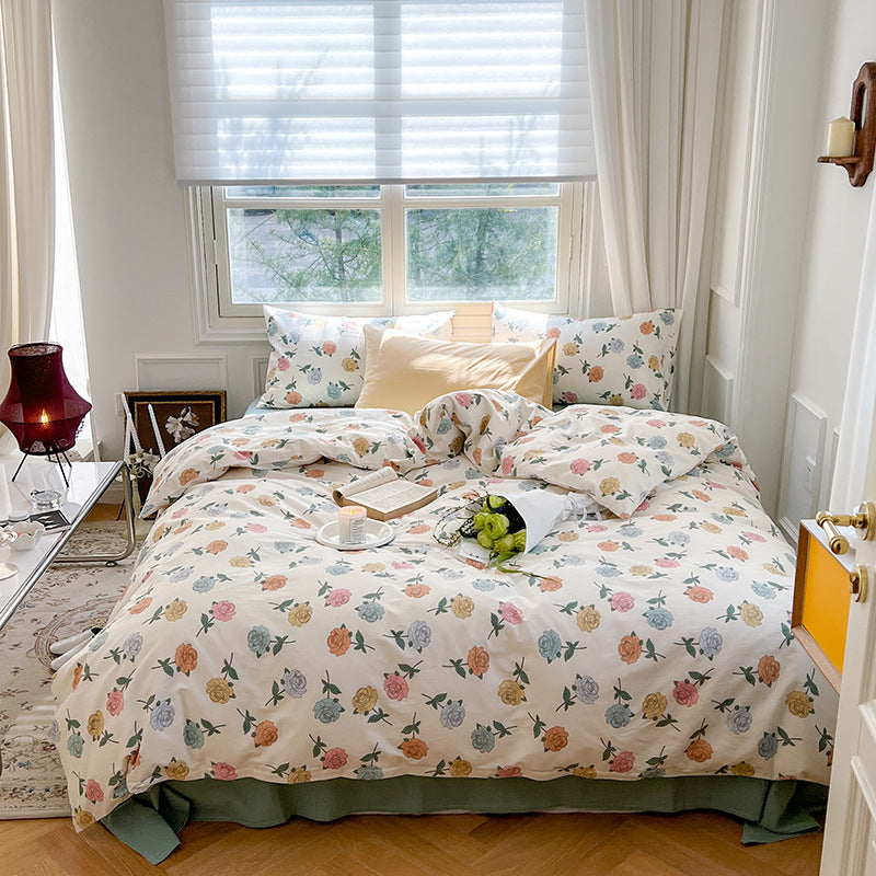Three Or Four Piece Set Of Small Floral Bed
