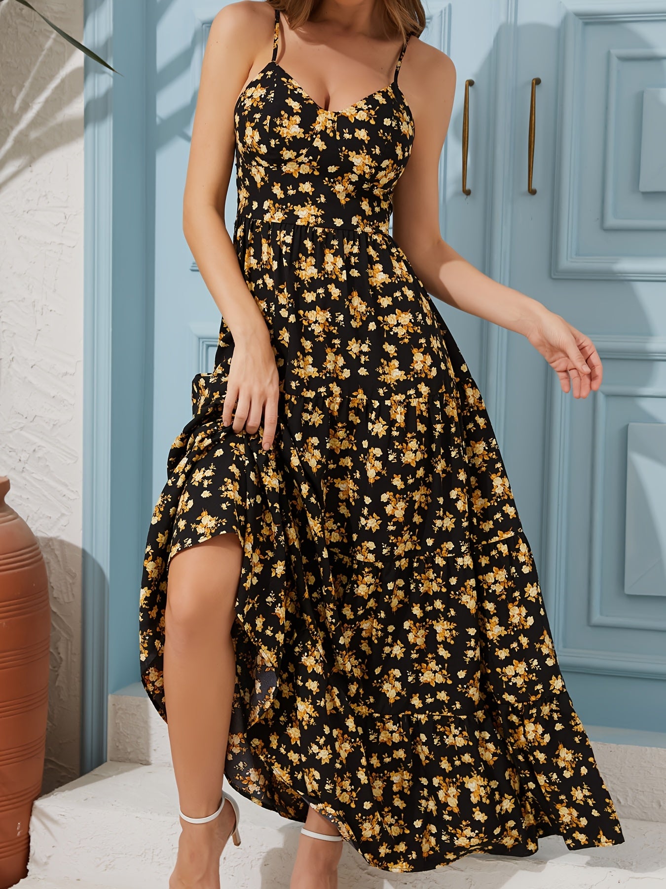 Women's Summer V-Neck Floral Print Strappy Dress - Sexy Backless Bowknot Flowy Maxi Party Dress