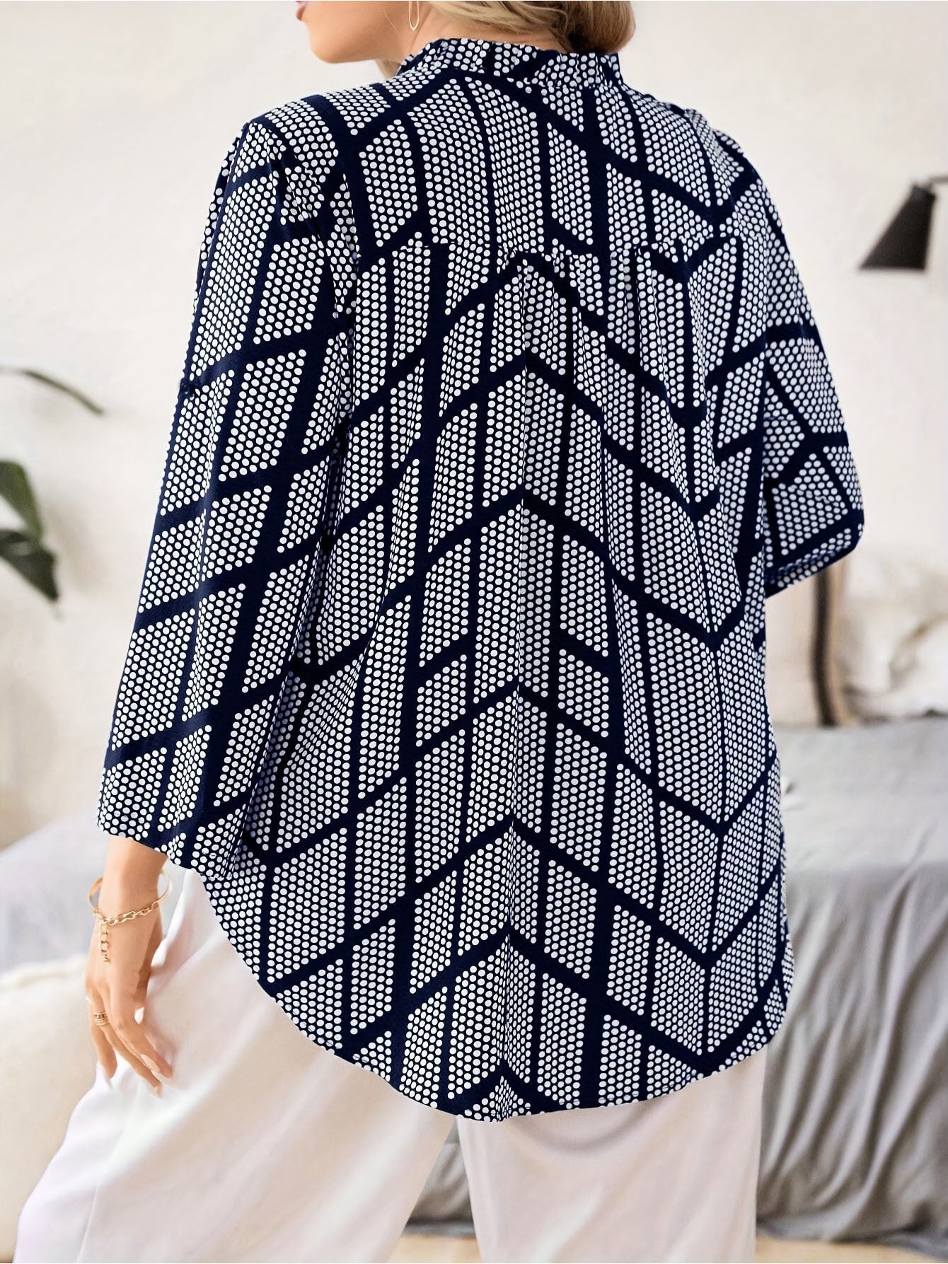 Women's Plus Size Summer Dot Print V-Neck Elbow Sleeve Blouse - Resort Casual Work Top