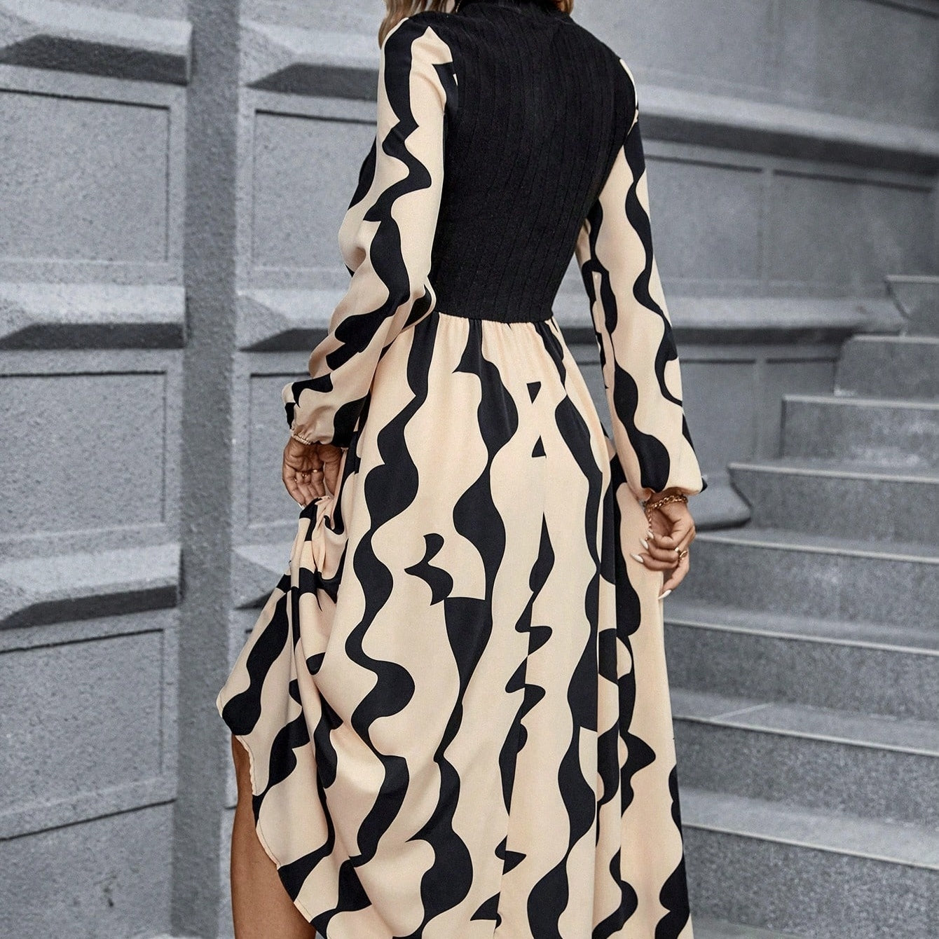 Ladies' Spring And Autumn New Long Sleeve Stripe Printed Elegant Style Dress