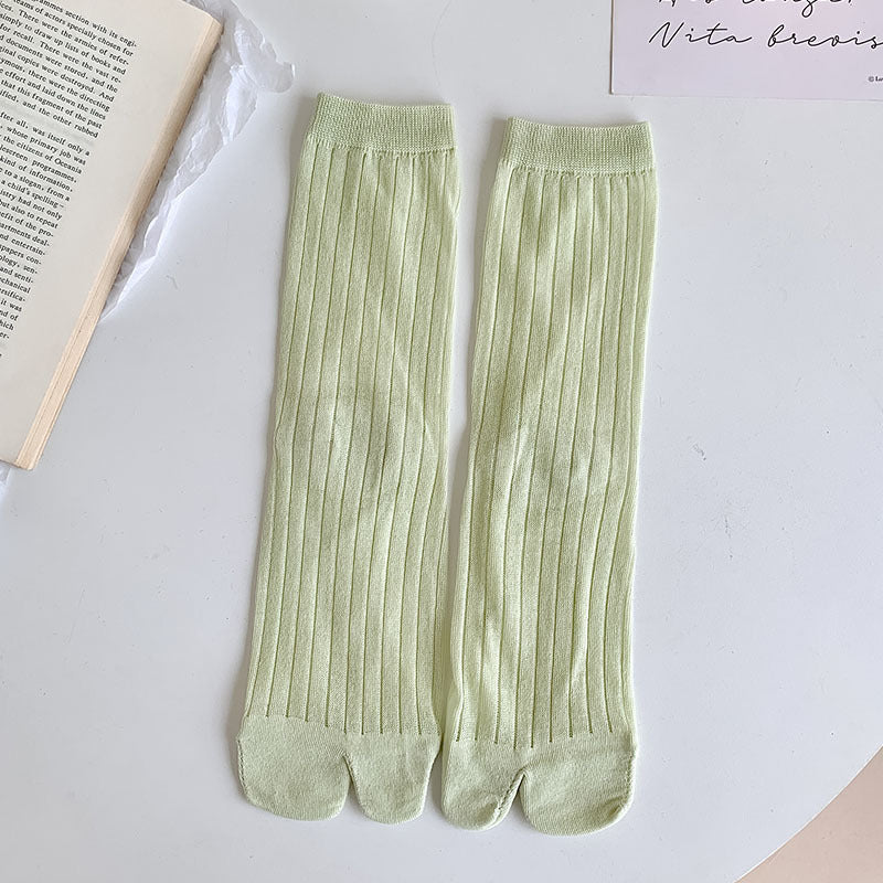 Vertical Stripes Large Trotter Toe Socks Thin Solid Color