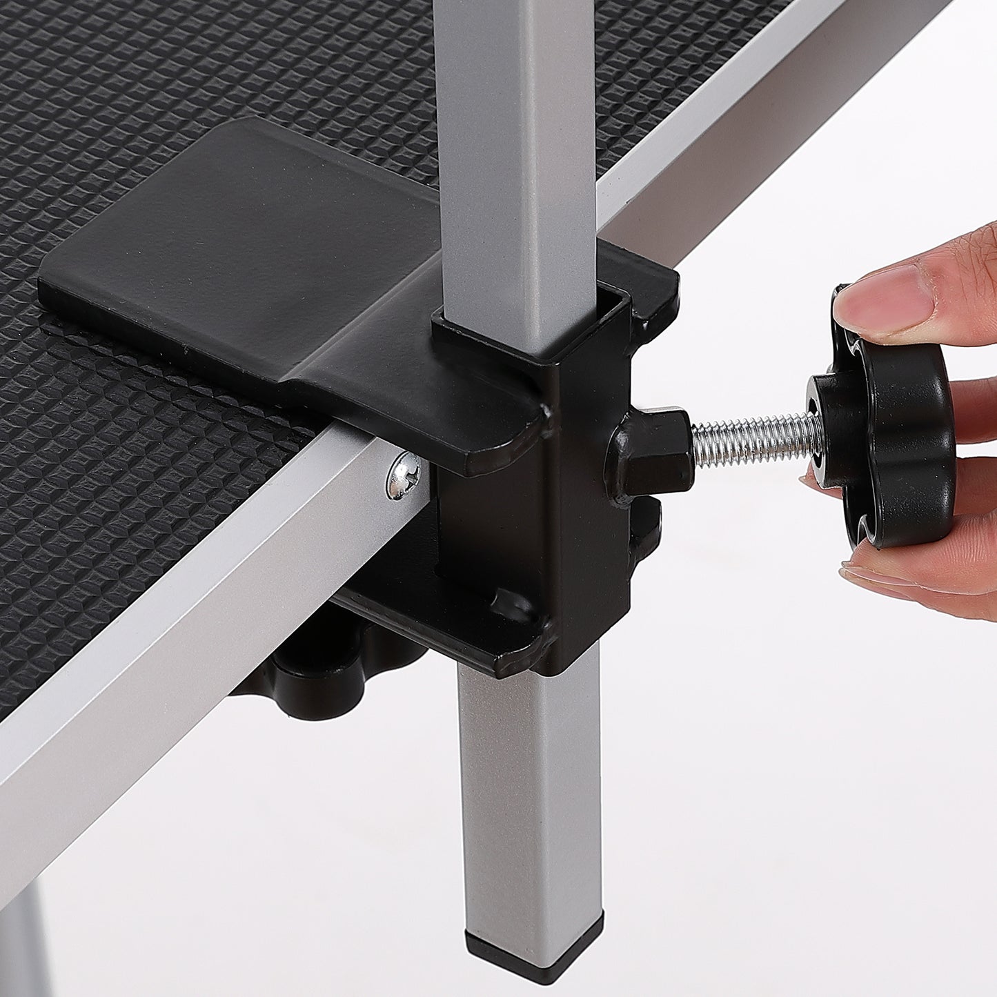 VEVOR Pet Grooming Table Two Arms With Clamp, 46'' Dog Grooming Station, Foldable Pets Grooming Stand For Medium And Small Dogs, Free No Sit Haunch Holder With Grooming Loop, Bearing 330lbs