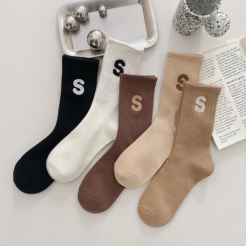 Women's Embroidered S-letter Cotton Sweat-absorbent Autumn And Winter Socks