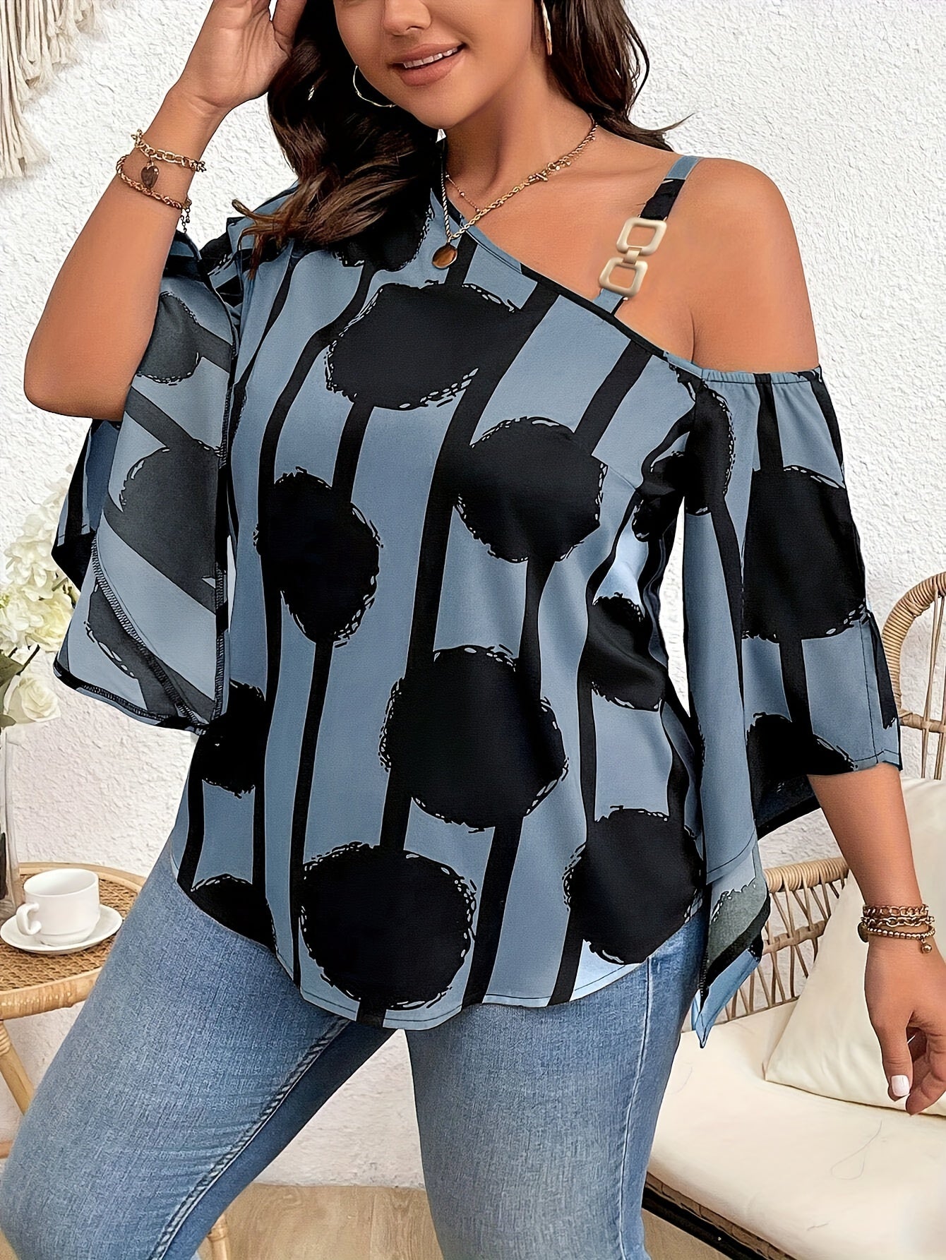 Women's Plus Size Printed Fashion Off-the-Shoulder Charming Chain Three-quarter Sleeve Blouse - Casual Top