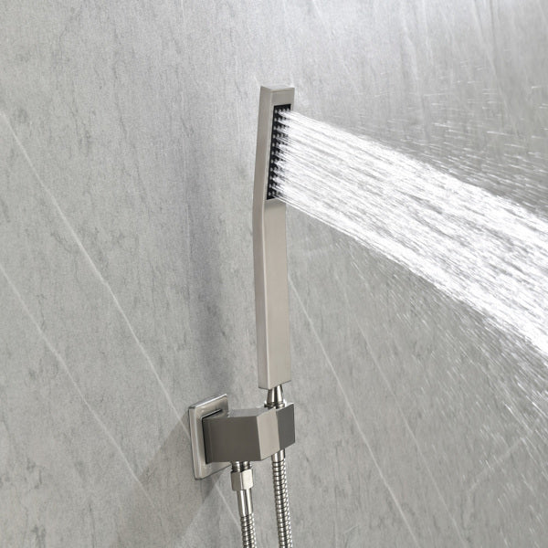 Wall-mounted Showerhead