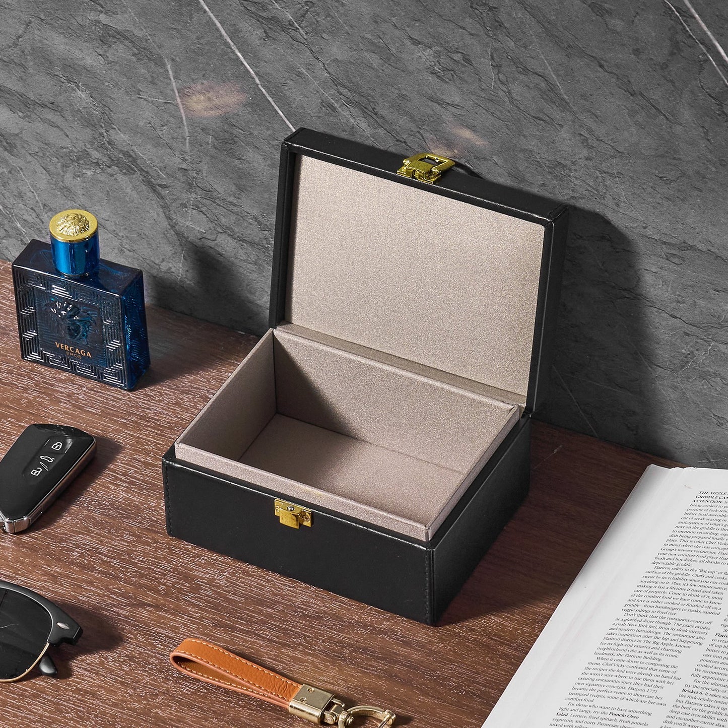 VEVOR Faraday Box Signal Blocking Holder For 5to8 Car Keys Key Safe Fob Protector,Car Key Signal Blocking Box Box For Car Security