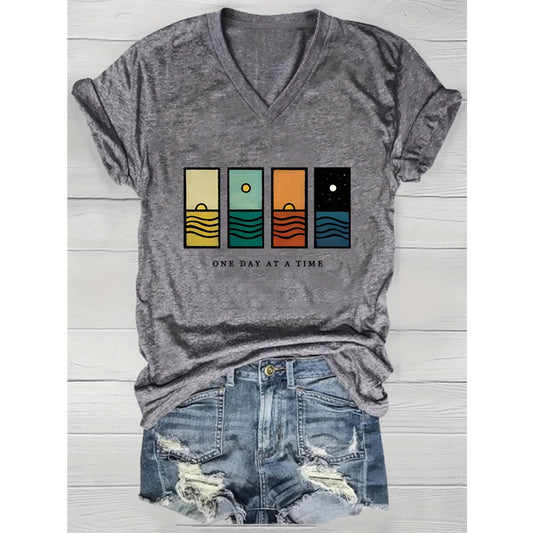 Women's Geometric Mountain & Starry Night Graphic Tee - Artistic Short Sleeve Top