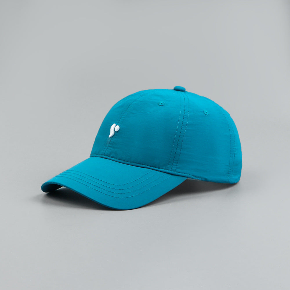 Men's And Women's Soft Top Face-looking Peaked Cap