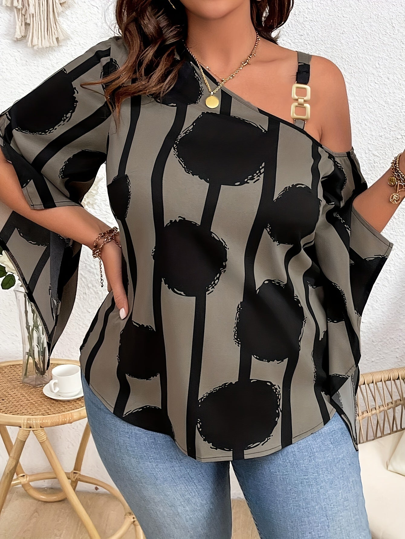Women's Plus Size Printed Fashion Off-the-Shoulder Charming Chain Three-quarter Sleeve Blouse - Casual Top