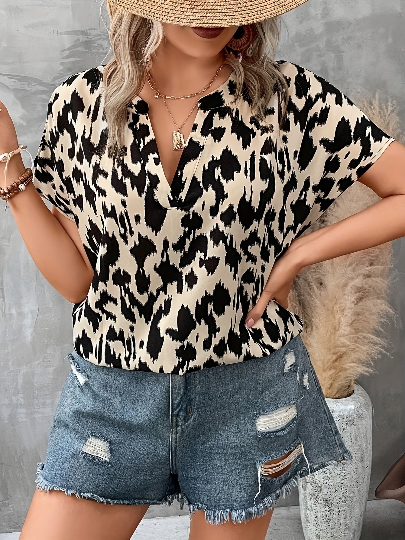 Women's Plus Size Printed Blouse - Summer Casual V-Neck Top For Work & Outings